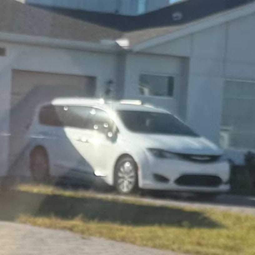 🚔 🇺🇸 Agentes descobriram o paradeiro de Alexandre Ramagem nos EUA após  localizarem o carro usado para buscar a esposa no aeroporto.