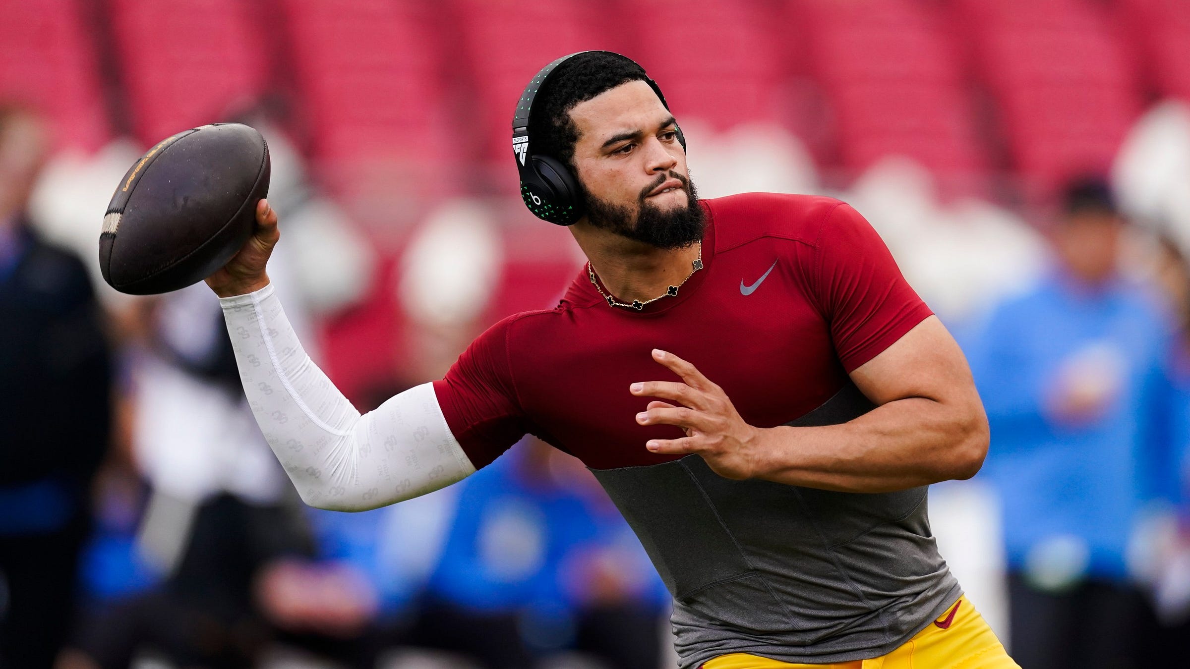 Heisman winner Caleb Williams formally leaves USC, enters NFL draft as  potential No. 1 pick – KGET 17