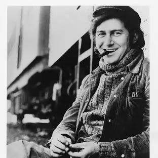 CIRCA 1967:  Folk singer Phil Ochs poses for an A&M Records publicity shot circa 1967. (Photo by Archive Photos/Getty Images)
