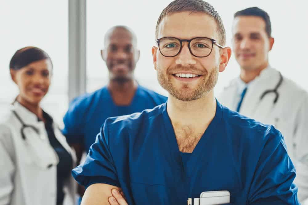 7 Best Scrubs for Men That Are Super Comfy And Cool [2022]