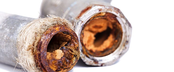 Kalkablagerungen in Wasserleitungen