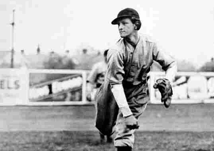 Turn Back the Clock: Popular female athlete Babe Didrikson pitches against New Orleans Pelicans in 1934 – Crescent City Sports Turn Back the Clock: Popular female athlete Babe Didrikson pitches against New Orleans Pelicans in 1934 – Crescent City Sports