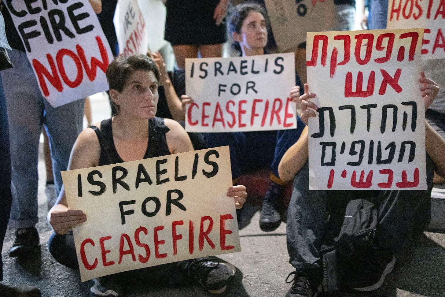 Risking arrest and assault, Israelis begin protesting Gaza war