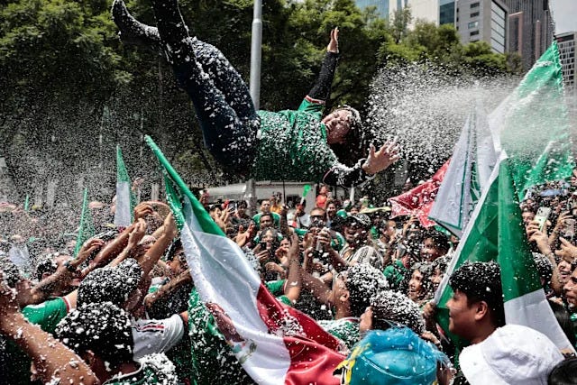 Fans storm World Cup fan festival in Mexico, police use pepper spray -  Yahoo Sports
