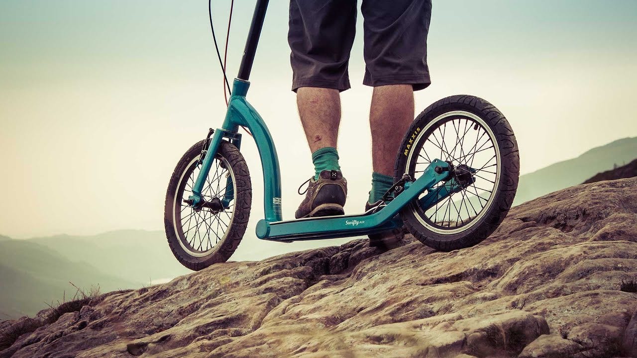 Adult Dirt Scooter, Swifty AIR Black Anthracite | Swifty Scooters