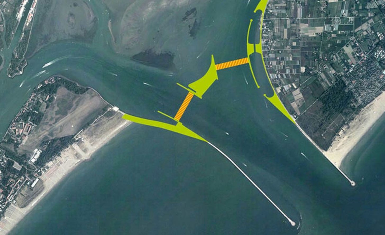 Gallery of Venice Isn&#39;t Sinking, It&#39;s Flooding – And It Needs to Learn How  to Swim - 12