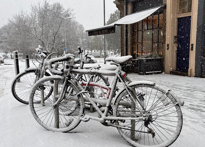 Snowy Scenes Edinburgh