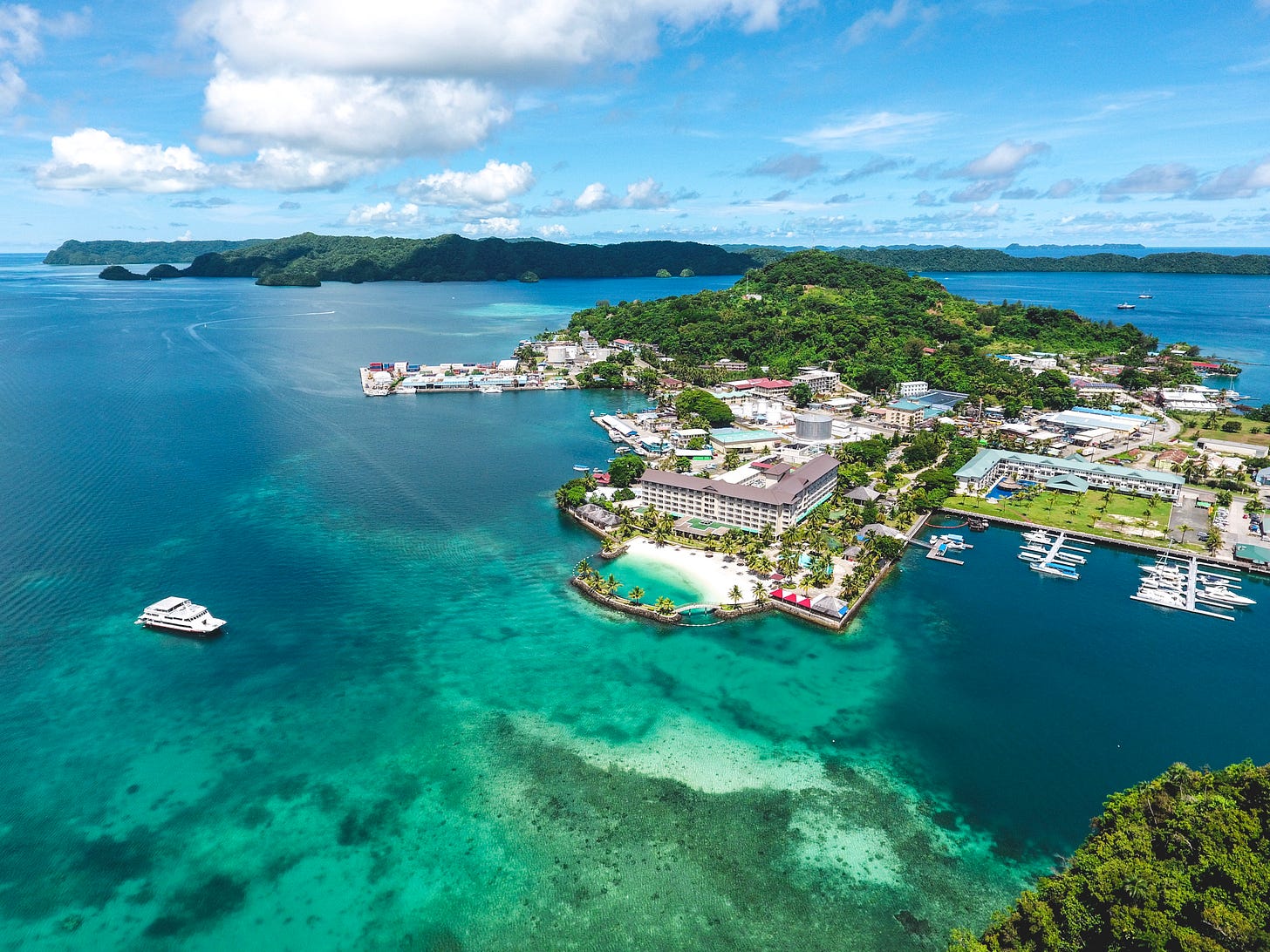 PALAU | 10 THINGS TO KNOW BEFORE YOU GO - Lilian Pang