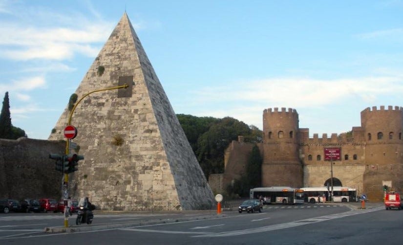 Pyramide and Porto San Paolo