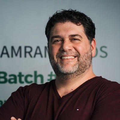 Yossi Melamed on LinkedIn: יש קבוצה אחת בוואטסאפ שאני נחשב בה ילד. יש בזה  משהו מרענן. זו הקבוצה של…