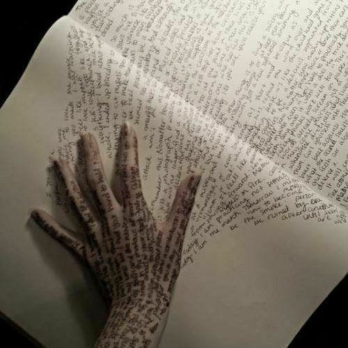 las letras que me abrazan \ud83e\udd8b