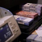 Exchange-Rate Volatility Tests Syria’s Redenomination Process