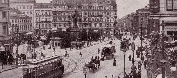 Der Alexanderplatz mit der Berolina im Jahr 1903 Der Alexanderplatz mit der Berolina im Jahr 1903