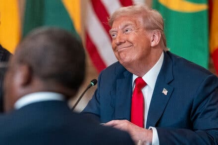 Trump Compliments President of Liberia on His ‘Beautiful English’
