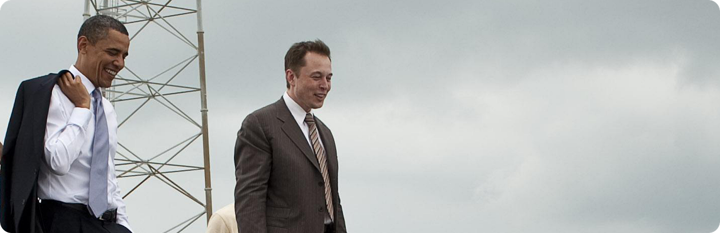 Le Président Barack Obama visite le site de préparation des fusées commerciales SpaceX. 2016.
