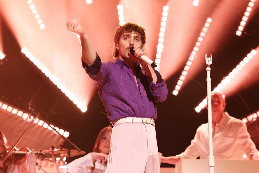 Benson Boone Was Flippin' Awesome on SNL: Watch Him Perform Benson Boone Was Flippin' Awesome on SNL: Watch Him Perform