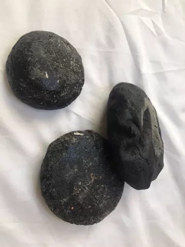 Pure Ambergris Ambergrisia Aged Old Rare Whale Natural Black From Jericho - Picture 1 of 5