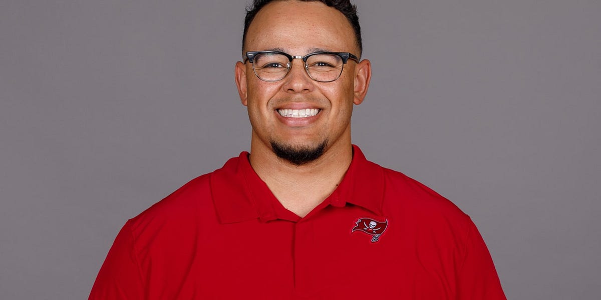 The new Cal offensive coordinator is reportedly Jordan Somerville, Buccaneers pass game specialist and assistant QB coach