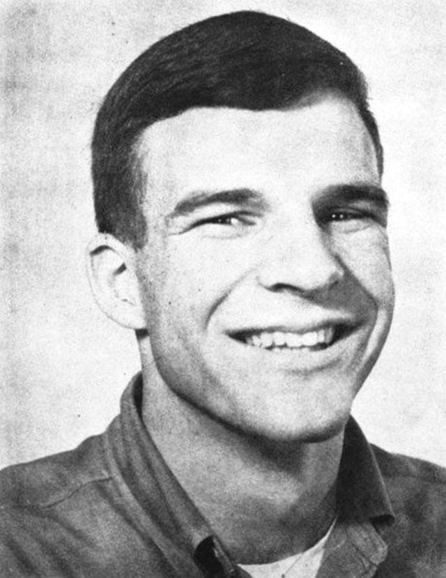 20 Amazing Vintage Portraits of a Young and Handsome Steve Martin in the  1960s and 1970s