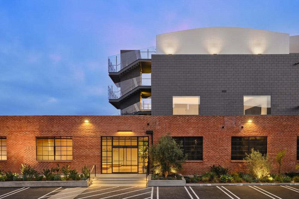 Apple-Music-Los-Angeles-studio