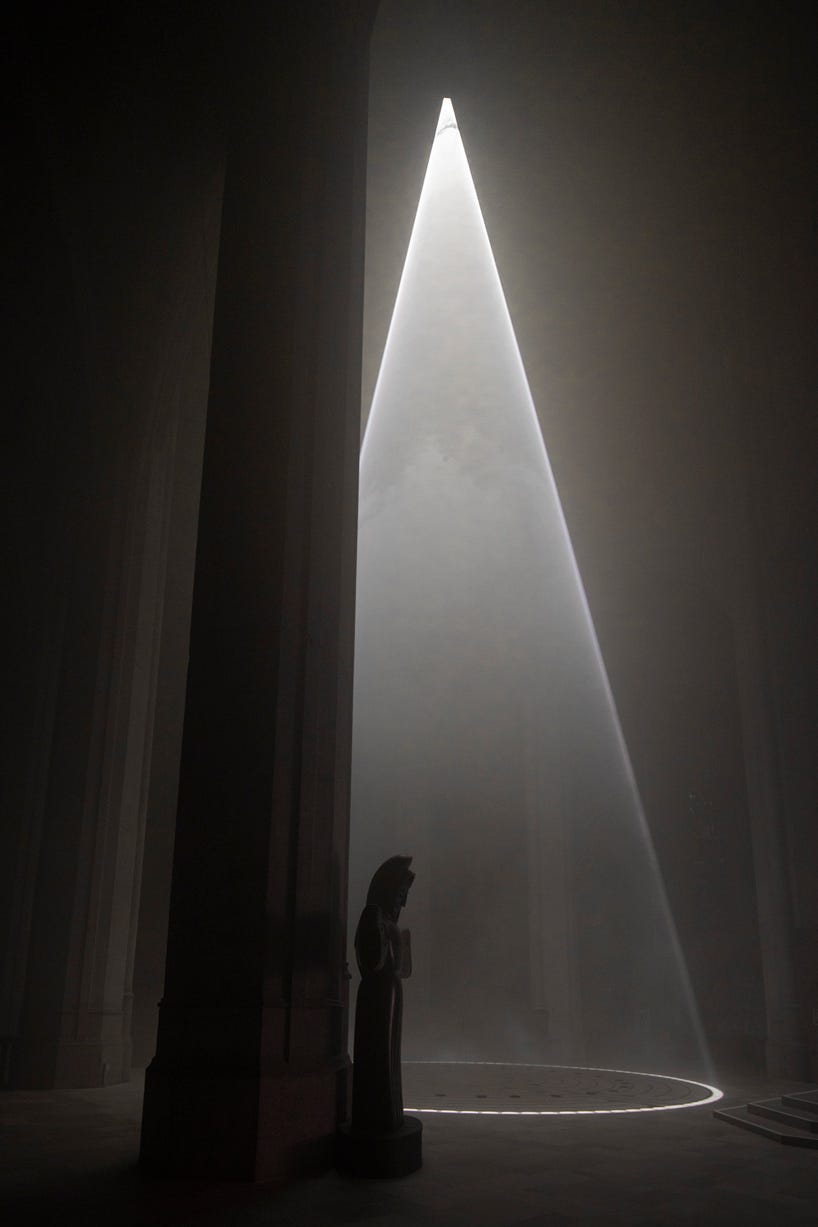 grace light' illuminates san francisco cathedral with ephemeral atmosphere