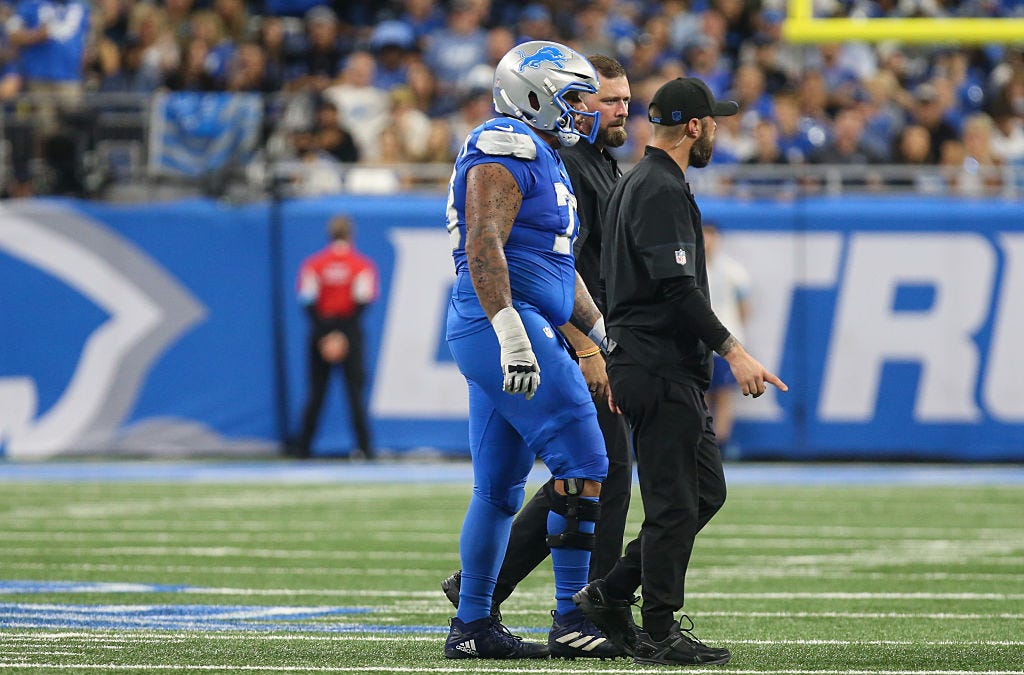Quick Hitters: Lions’ Campbell downplays o-line injuries, confirms surgery for Pacheco, expects Bills to test defense with tempo
