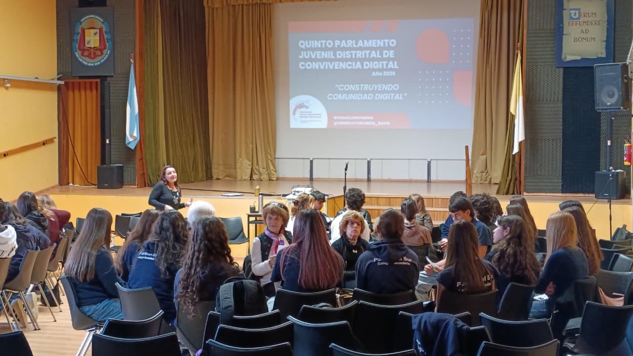 Se realizó el quinto Parlamento Juvenil distrital de Convivencia Digital