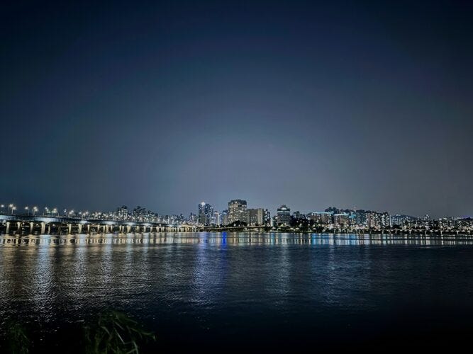 Han River at night