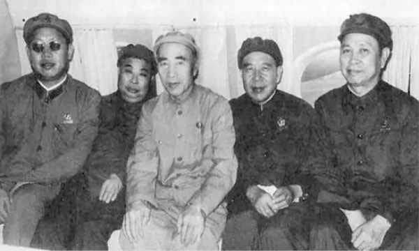 林彪手下四大金刚最后结局盘点,让人唏嘘! - 快资讯 林彪手下四大金刚最后结局盘点,让人唏嘘! - 快资讯