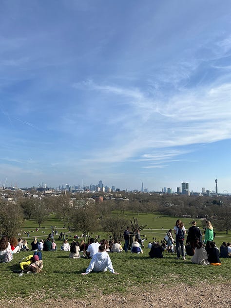 London park walks in foggy and sunny days