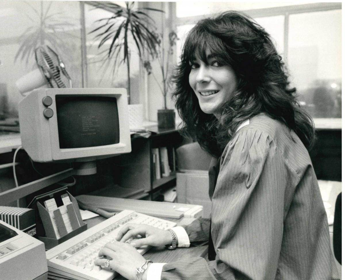 Who is Ghislaine Maxwell? | Oxford Mail