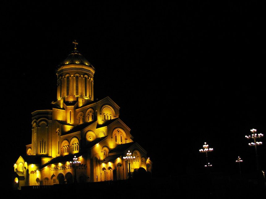 dtg cr3370 georgia tbilisi sameda cathedral