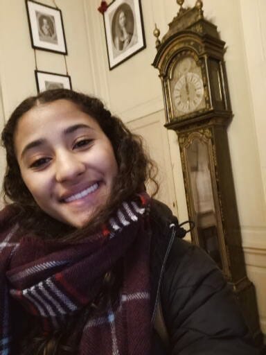 these pics had great quality back then, I was sooo sad to find them like this ;( but feels *analogic* lol