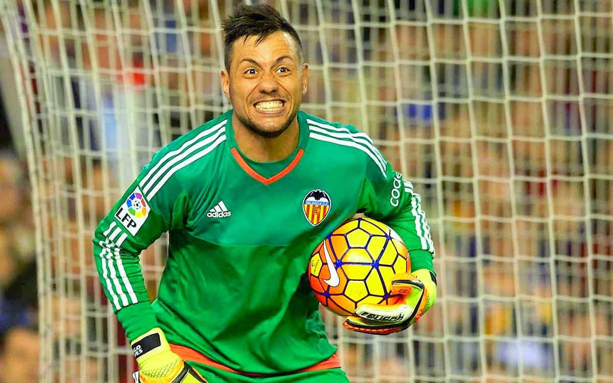 Flamengo atrai qualquer jogador do mundo", diz Diego Alves.