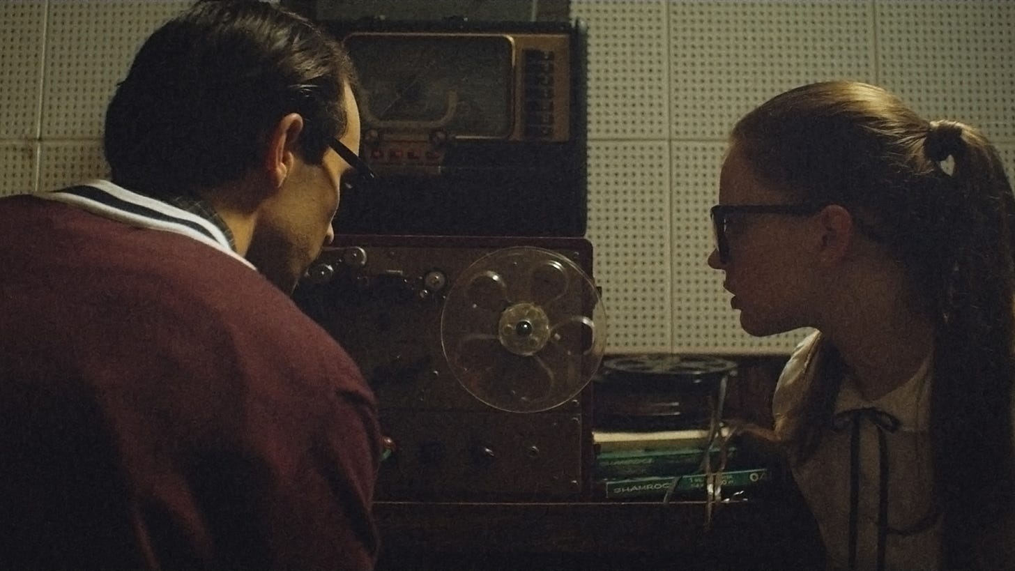 The Vast of Night (2019) - IMDb The Vast of Night (2019) - IMDb