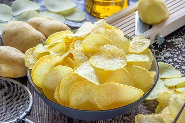 Patatas chips fritas