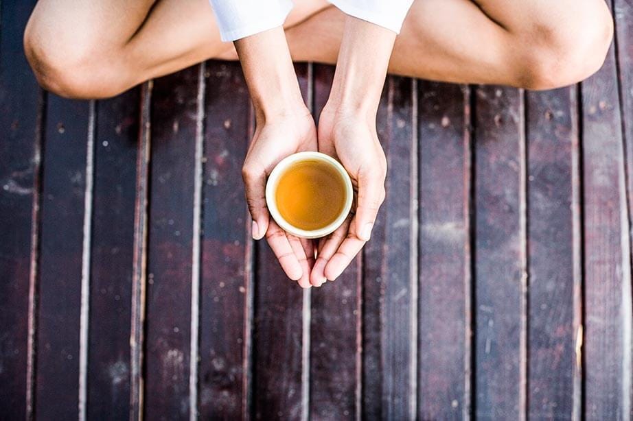 The Art of Zen Tea Ceremony: How Green Tea and Meditation Go Together -  Well.Org