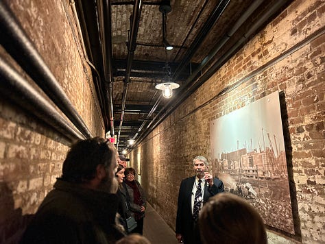 brick, pipes, tour, panels, wine