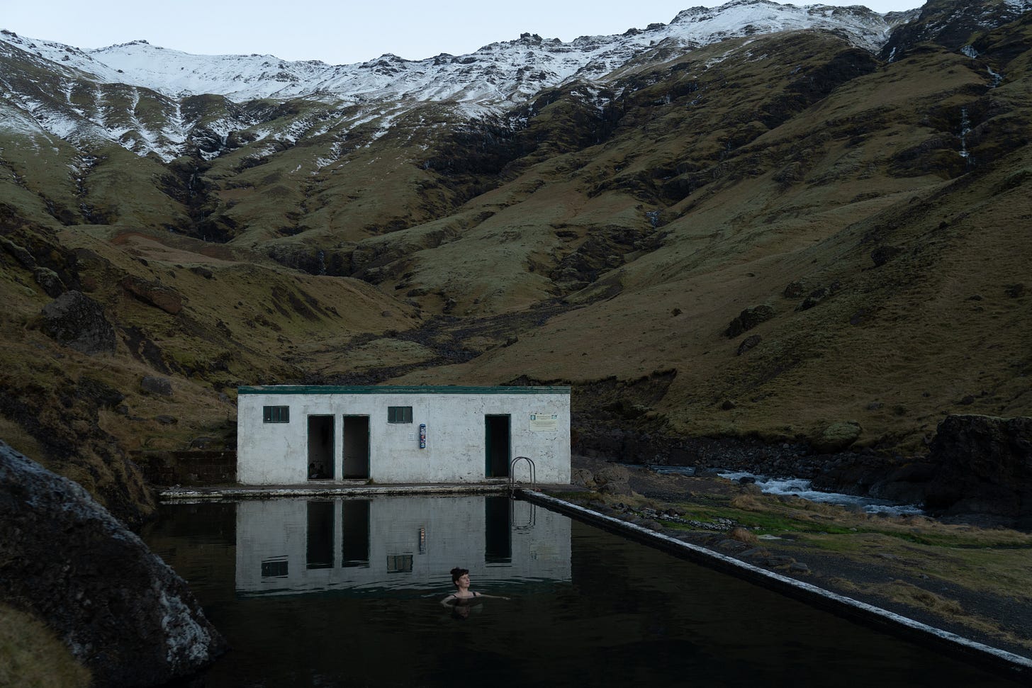 Iceland travel writing journal writer winter van travel journey LDV Convoy female traveller moss Thingvellir wind fear overcoming hot spring off road adventure