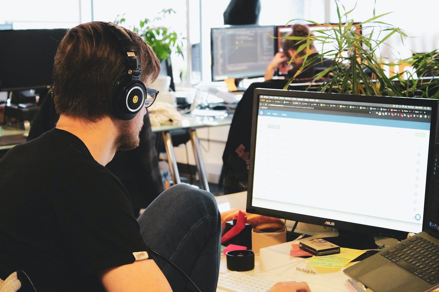 JS devs don't believe colleague who claims browsers have native scrolling