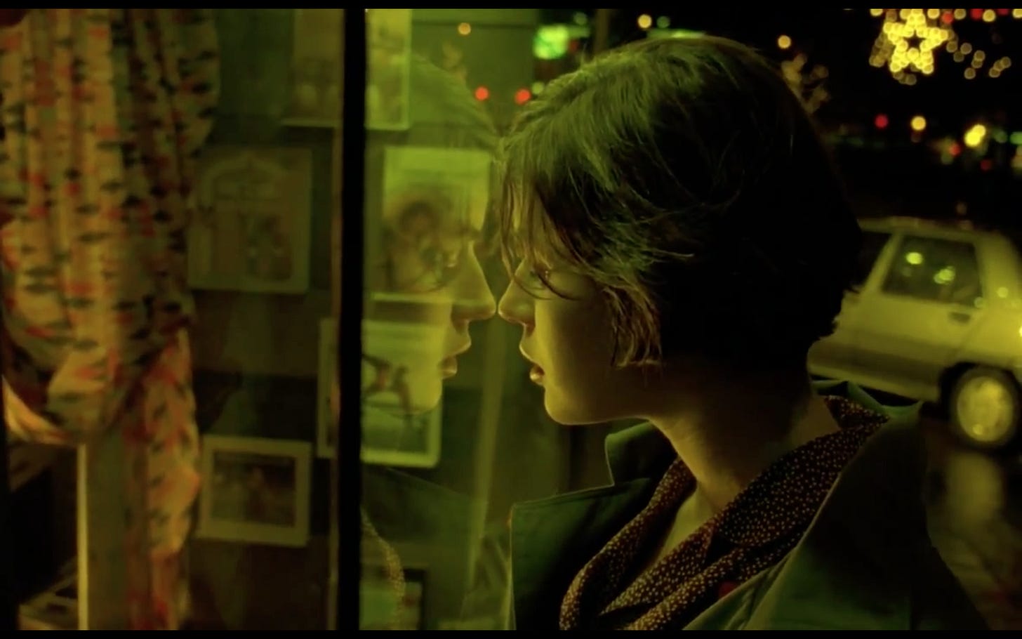 Foreign Lens: The Double Life Of Veronique (1991)