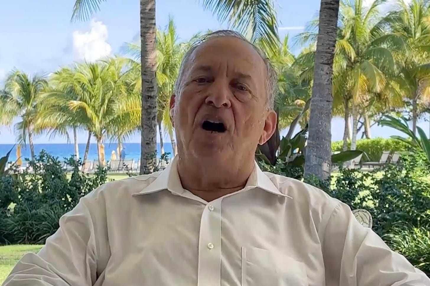 Larry Summers calls for more US job losses from 'tropical paradise'