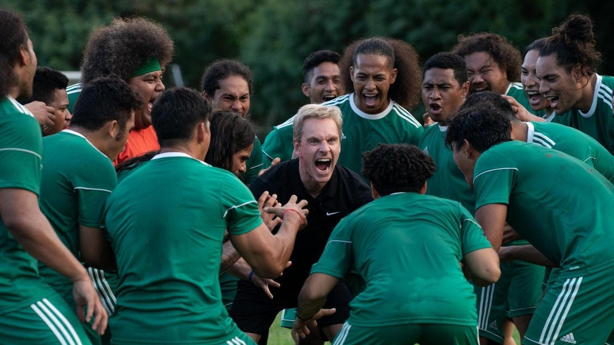 Crítica de 'El peor equipo del mundo (Next Goal Wins)', Taika Waititi se  pasa al fútbol
