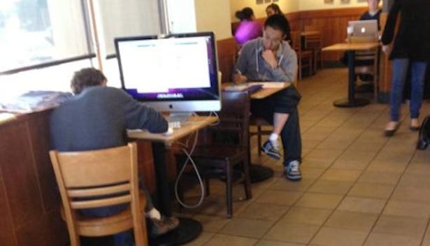 iMacs in Inappropriate Places, Starbucks Edition - The Atlantic