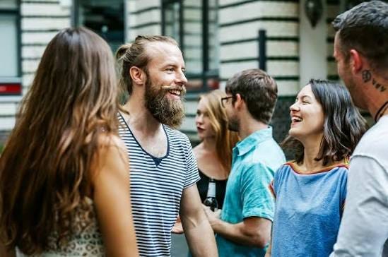 How to Start A Conversation: 7 Ways to Talk to Strangers How to Start A Conversation: 7 Ways to Talk to Strangers
