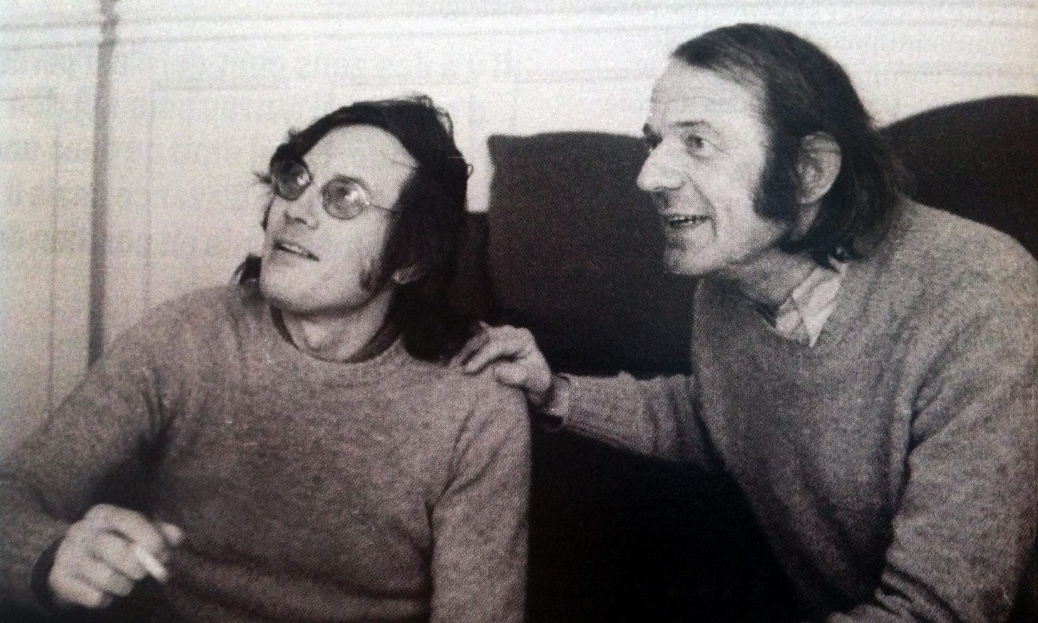 Felix Guattari (left) and Gilles Deleuze (right)