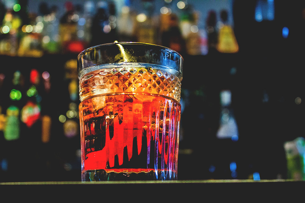 Negroni cocktail, aperitivo italiano, cocktail with gin Ca… | Flickr