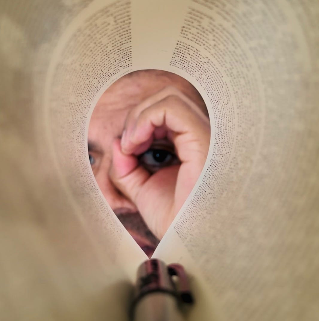 Artwork for Mateo Pérez Salazar \ud83d\udcda