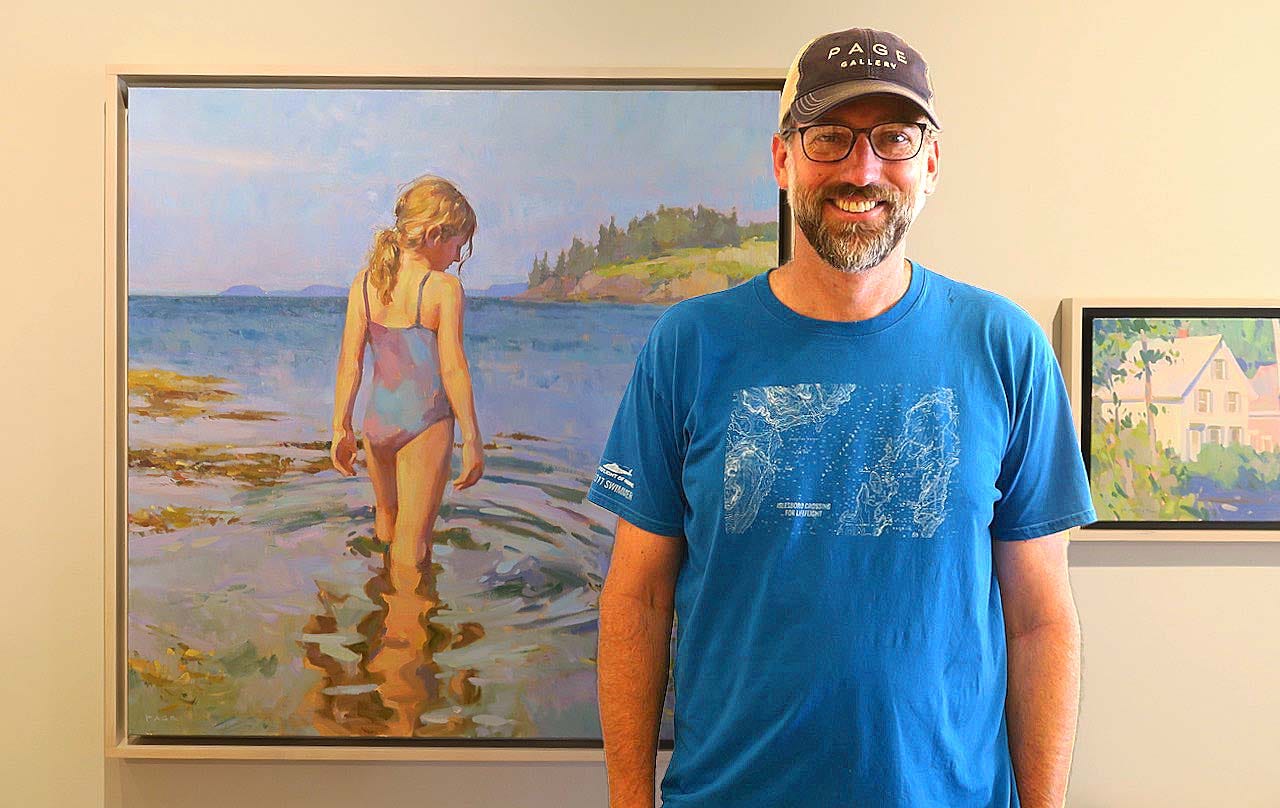 A person standing in front of a painting

Description automatically generated