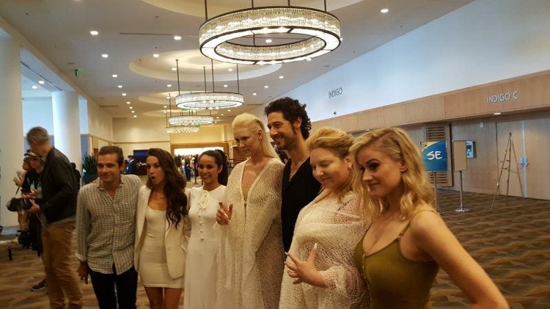 magicians cast movie tv tech geeks interview comic con 2017 magicians cast movie tv tech geeks interview comic con 2017